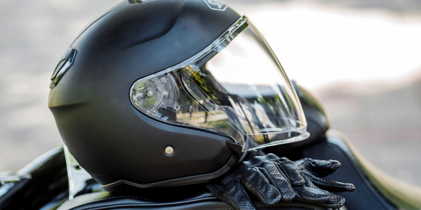 Casques destinés à la compétition moto