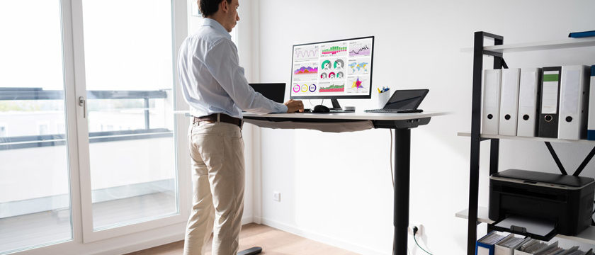bureau assis debout