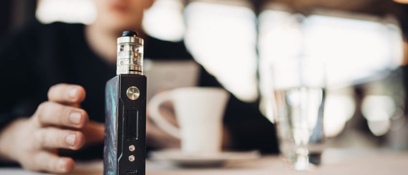 vapes